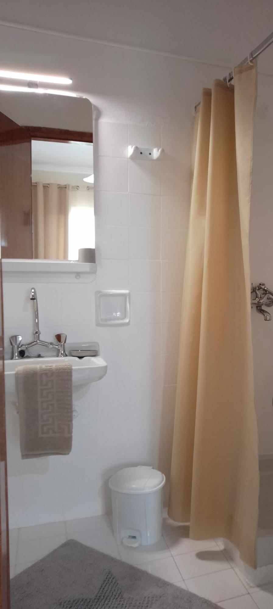 Vicky'S Guesthouse Кавос Екстер'єр фото